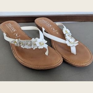 Women's Italian Shoemakers Emina Flip-flops Size 9